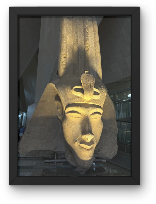 King Akhenaten